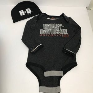 Harley Davidson 6/9 Bodysuit Outfit Snap With Hat Beanie Super Cozy Material EUC
